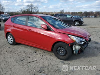Czwarte zdjęcie samochodu z boku: 2017 HYUNDAI ACCENT SE VIN:KMHCT5AE4HU307747 - miniatura