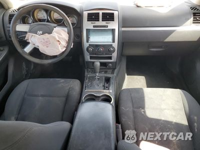 Zdjęcie 8 z 13 samochodu: 2010 DODGE CHARGER SXT VIN:2B3CA3CV0AH222359 - miniatura