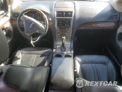 Zdjęcie 8 z 15 samochodu: 2015 LINCOLN MKX VIN:2LMDJ6JK6FBL20853 - miniatura