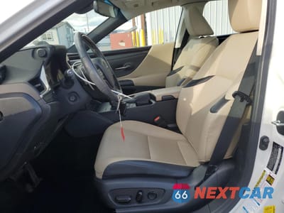 Zdjęcie 7 z 13 samochodu: 2021 LEXUS ES 250 BASE VIN:58AD11D1XMU002610 - miniatura