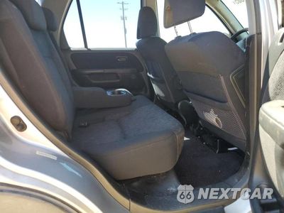 Zdjęcie 11 z 13 samochodu: 2005 HONDA CR-V LX VIN:JHLRD68525C020872 - miniatura