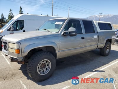 2000 GMC SIERRA K2500 1GTGK23J0YF416762 - główne zdjęcie licytacji z USA - miniatura