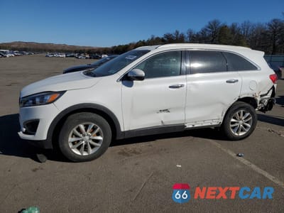 2016 KIA SORENTO LX 5XYPGDA33GG107641 - główne zdjęcie licytacji z USA - miniatura