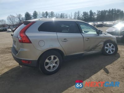 Trzecie zdjęcie samochodu z tyłu: 2011 VOLVO XC60 3.2 VIN:YV4940DZ9B2148141 - miniatura