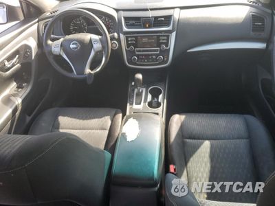 Zdjęcie 8 z 12 samochodu: 2017 NISSAN ALTIMA 2.5 VIN:1N4AL3AP2HC200855 - miniatura