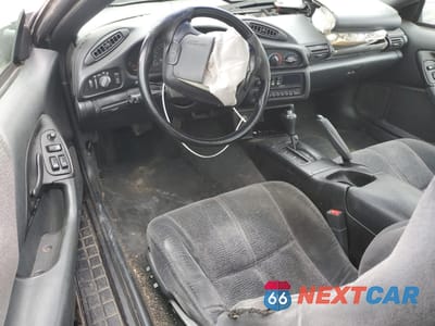 Zdjęcie 8 z 14 samochodu: 1996 CHEVROLET CAMARO BASE VIN:2G1FP22KXT2160172 - miniatura