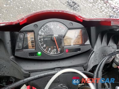 Zdjęcie 7 z 9 samochodu: 2023 HONDA CBR600 RR VIN:JH2PC40JXPK900044 - miniatura