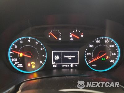 Zdjęcie 9 z 16 samochodu: 2018 CHEVROLET EQUINOX LT VIN:3GNAXJEV2JS644899 - miniatura