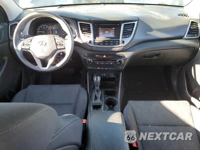 Zdjęcie 8 z 15 samochodu: 2018 HYUNDAI TUCSON SE VIN:KM8J2CA42JU826243 - miniatura
