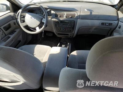 Zdjęcie 8 z 12 samochodu: 2004 FORD TAURUS SE VIN:1FAFP53244A165801 - miniatura