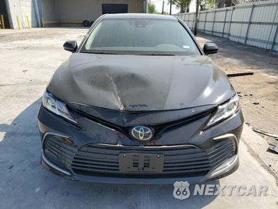 Piąte zdjęcie samochodu w środku: 2024 TOYOTA CAMRY LE VIN:4T1C11AK4RU258085 - miniatura