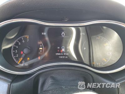 Zdjęcie 9 z 14 samochodu: 2018 JEEP GRAND CHEROKEE LAREDO VIN:1C4RJEAGXJC141395 - miniatura