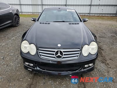 Piąte zdjęcie samochodu w środku: 2004 MERCEDES-BENZ SL 500 VIN:WDBSK75F14F082802 - miniatura