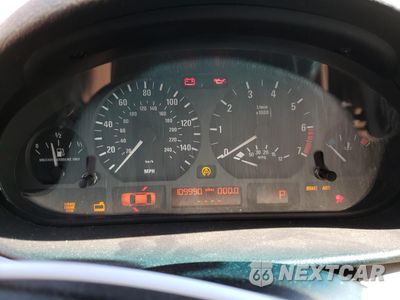 Zdjęcie 9 z 14 samochodu: 2003 BMW 325 XIT VIN:WBAEP33433PF02871 - miniatura