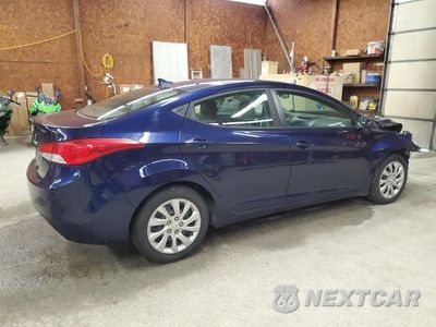 Trzecie zdjęcie samochodu z tyłu: 2013 HYUNDAI ELANTRA GLS VIN:5NPDH4AE6DH183005 - miniatura