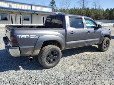 Trzecie zdjęcie samochodu z tyłu: 2015 TOYOTA TACOMA DOUBLE CAB PRERUNNER VIN:5TFJU4GN3FX074076 - miniatura
