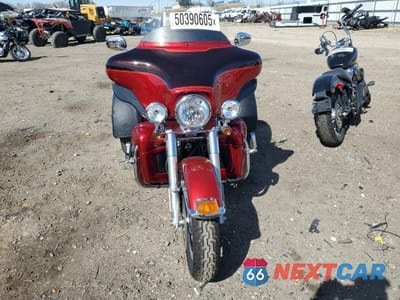 Drugie zdjęcie samochodu z przodu: 2012 HARLEY-DAVIDSON FLHTCUTG TRI GLIDE ULTRA CLASSIC VIN:1HD1MAM14CB856233 - miniatura