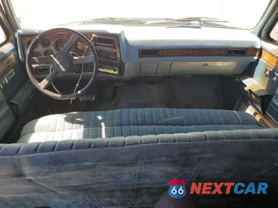 Zdjęcie 8 z 15 samochodu: 1989 CHEVROLET SUBURBAN R1500 VIN:1GNER16KXKFJ13326 - miniatura