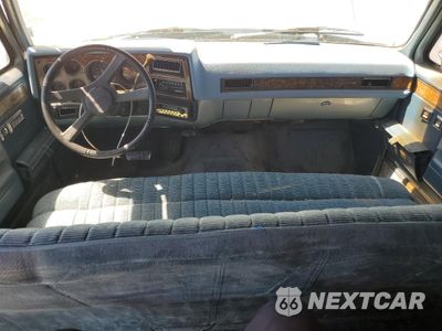 Zdjęcie 8 z 15 samochodu: 1989 CHEVROLET SUBURBAN R1500 VIN:1GNER16KXKFJ13326 - miniatura
