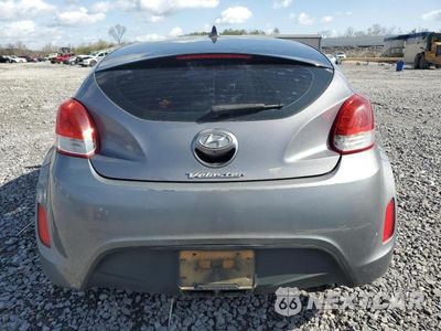 Zdjęcie 6 z 13 samochodu: 2017 HYUNDAI VELOSTER VIN:KMHTC6AD4HU307910 - miniatura