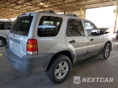 Trzecie zdjęcie samochodu z tyłu: 2007 FORD ESCAPE XLT VIN:1FMCU03Z47KB69654 - miniatura