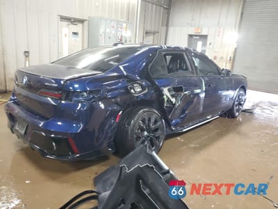 Trzecie zdjęcie samochodu z tyłu: 2024 BMW I7 XDRIVE60 VIN:WBY53EJ05RCP49458 - miniatura