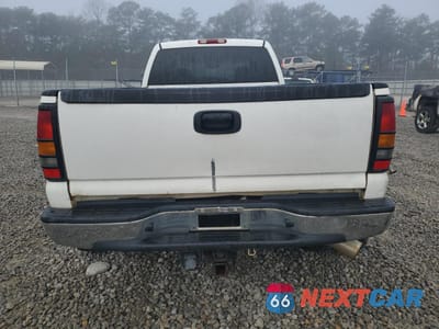 Zdjęcie 6 z 13 samochodu: 2005 CHEVROLET SILVERADO K3500 VIN:1GCJK33215F866291 - miniatura