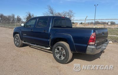 Trzecie zdjęcie samochodu z tyłu: 2006 TOYOTA TACOMA DOUBLE CAB VIN:3TMLU42N26M005966 - miniatura