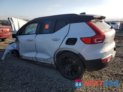 Drugie zdjęcie samochodu z przodu: 2021 VOLVO XC40 RECHARGE VIN:YV4ED3UR3M2538719 - miniatura