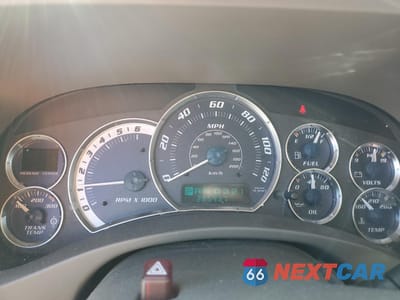 Zdjęcie 9 z 15 samochodu: 2002 CADILLAC ESCALADE LUXURY VIN:1GYEC63T82R148122 - miniatura