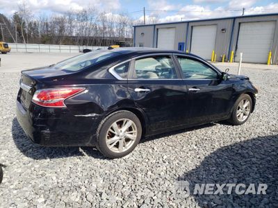 Trzecie zdjęcie samochodu z tyłu: 2015 NISSAN ALTIMA 2.5 VIN:1N4AL3AP1FC257514 - miniatura