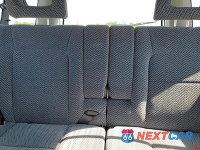 Zdjęcie 10 z 13 samochodu: 1997 HONDA CR-V LX VIN:JHLRD1842VC004035 - miniatura
