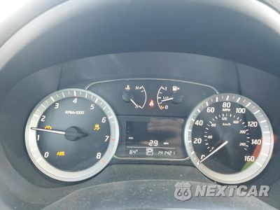Zdjęcie 9 z 14 samochodu: 2014 NISSAN SENTRA S VIN:3N1AB7AP2EY219867 - miniatura