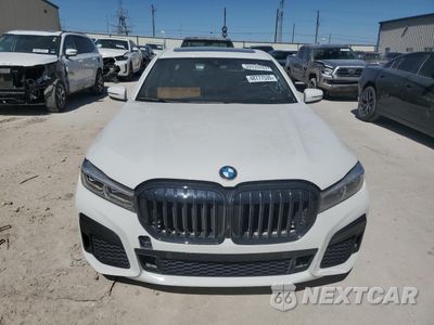 Piąte zdjęcie samochodu w środku: 2021 BMW 740 I VIN:WBA7T2C07MCF88819 - miniatura