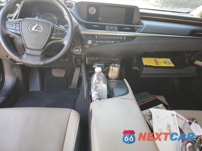 Zdjęcie 8 z 12 samochodu: 2021 LEXUS ES 300H VIN:58ADA1C13MU006659 - miniatura