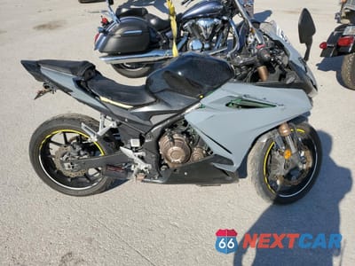 2023 HONDA CBR500 RA MLHPC625XP5400210 - główne zdjęcie licytacji z USA - miniatura