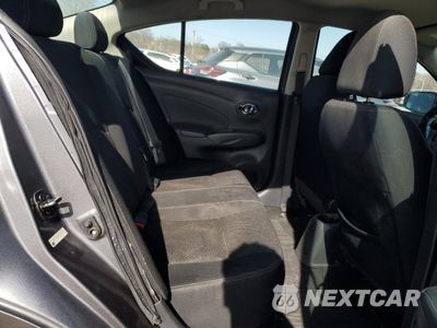 Zdjęcie 10 z 13 samochodu: 2019 NISSAN VERSA S VIN:3N1CN7AP4KL865971 - miniatura