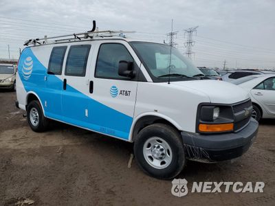 Czwarte zdjęcie samochodu z boku: 2015 CHEVROLET EXPRESS G2500 VIN:1GCWGFCFXF1277914 - miniatura