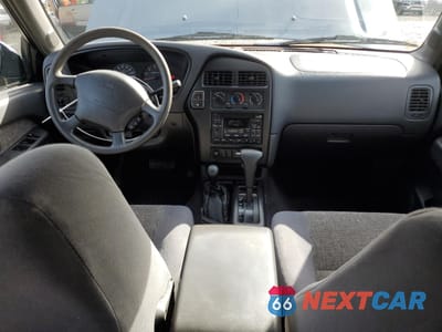Zdjęcie 8 z 15 samochodu: 1999 NISSAN PATHFINDER LE VIN:JN8AR05Y0XW299137 - miniatura