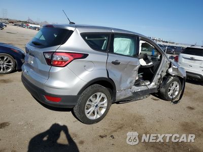 Trzecie zdjęcie samochodu z tyłu: 2017 FORD ESCAPE S VIN:1FMCU0F79HUC19531 - miniatura