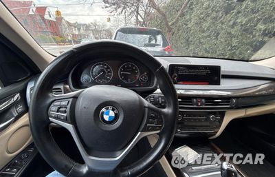 Zdjęcie 9 z 11 samochodu: 2016 BMW X5 XDR40E VIN:5UXKT0C51G0S76848 - miniatura