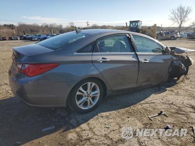 Trzecie zdjęcie samochodu z tyłu: 2011 HYUNDAI SONATA SE VIN:5NPEC4AC5BH034177 - miniatura