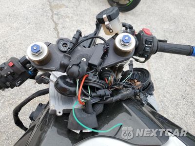 Zdjęcie 7 z 9 samochodu: 2009 SUZUKI GSX-R600 VIN:JS1GN7EA192105751 - miniatura
