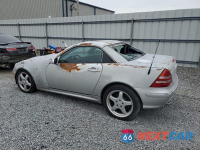 Drugie zdjęcie samochodu z przodu: 2002 MERCEDES-BENZ SLK 320 VIN:WDBKK65F42F250018 - miniatura