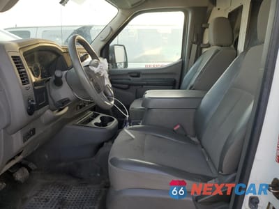 Zdjęcie 7 z 15 samochodu: 2018 NISSAN NV 2500 S VIN:1N6AF0LY9JN805386 - miniatura