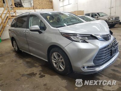 Czwarte zdjęcie samochodu z boku: 2023 TOYOTA SIENNA XLE VIN:5TDJSKFC1PS102457 - miniatura