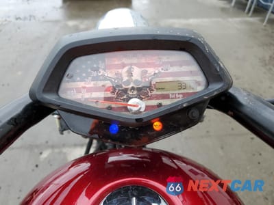 Zdjęcie 7 z 10 samochodu: 2018 HONDA VT1300 CX VIN:JH2SC6124JK300463 - miniatura