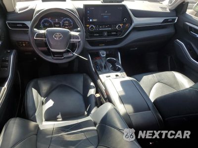 Zdjęcie 8 z 16 samochodu: 2023 TOYOTA HIGHLANDER HYBRID LIMITED VIN:5TDEBRCHXPS109465 - miniatura