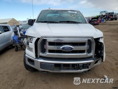 Piąte zdjęcie samochodu w środku: 2016 FORD F150 SUPERCREW VIN:1FTFW1EG5GKF14154 - miniatura
