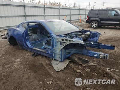 Czwarte zdjęcie samochodu z boku: 2019 CHEVROLET CAMARO ZL1 VIN:1G1FK1R6XK0156513 - miniatura